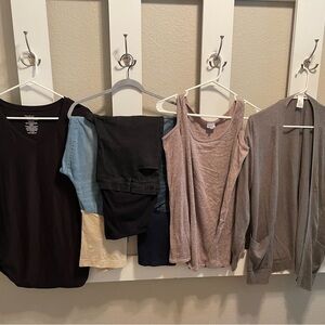 ❌SOLD❌ Bundle pants and tops. Details below